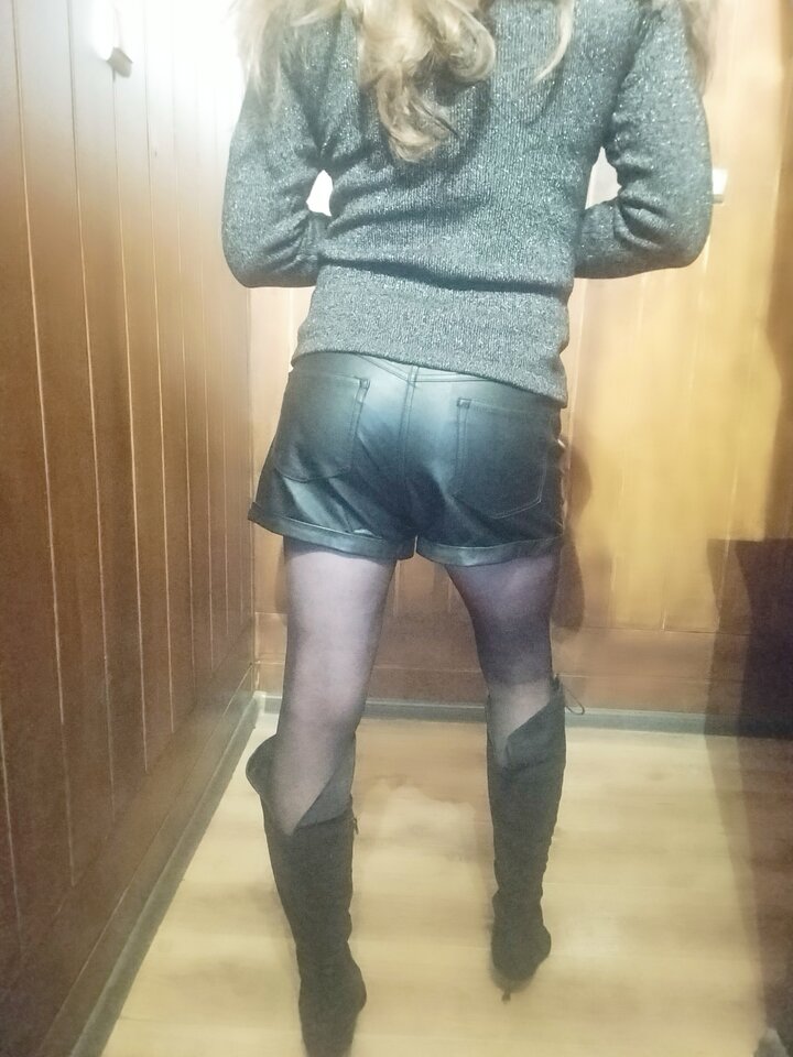 Coś nowego w garderobie, skórzane szorty. Uwielbiam je. - EdytkaCross