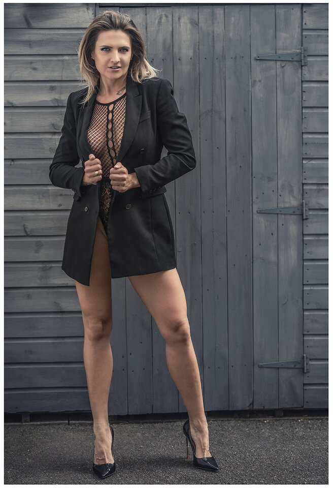 52m.jpg - metalcfcouple