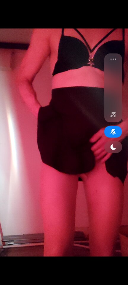 Screenshot_2023-10-01-21-27-50-994_com.google.android.apps.photo - Aniokk