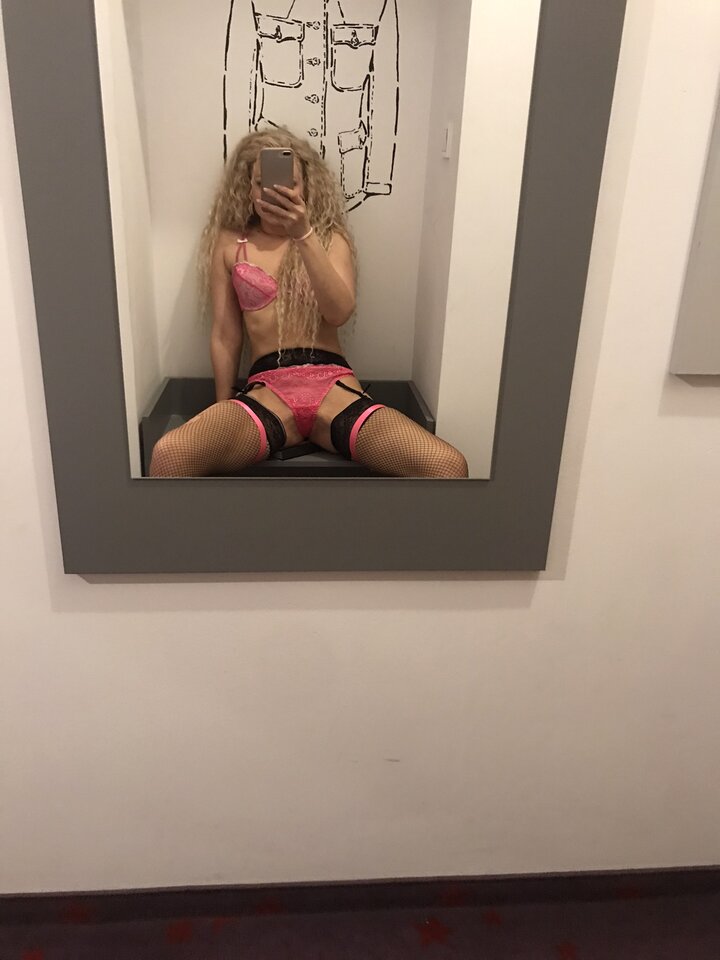 CFF11237-A0C0-4D2B-9EEC-A3ACA895E14E.jpeg - YourBlackAngel