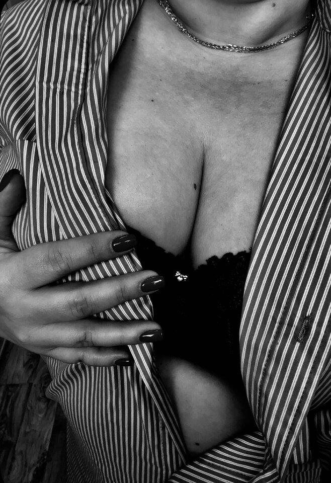 IMG_6782.jpeg - QueenOfSensuality