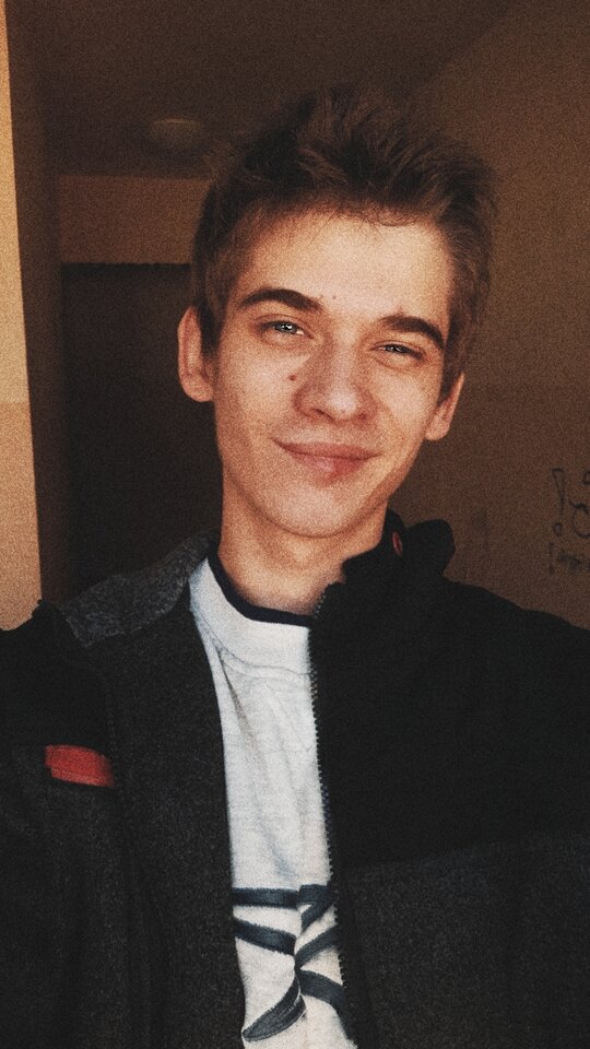 Snapchat-840011444.jpg - MRCHW420