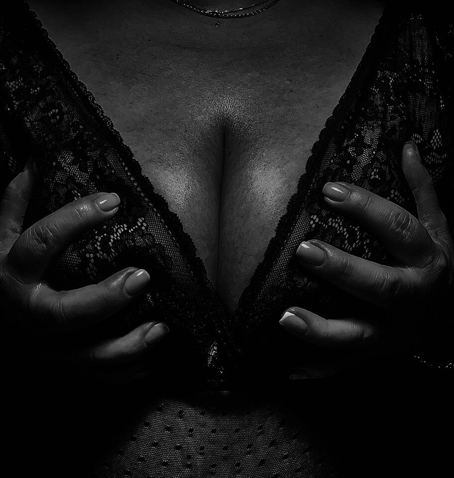 IMG_7272.jpeg - QueenOfSensuality