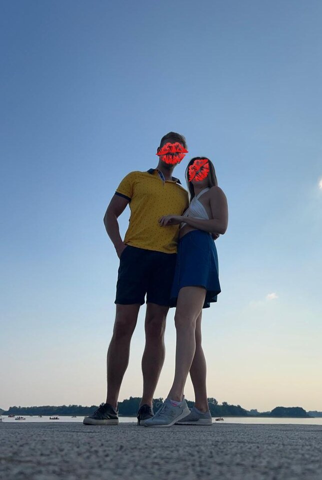 8aef7c35-4b55-4da0-a880-22d34ee51d12.jpeg - We_met_on_theWEB