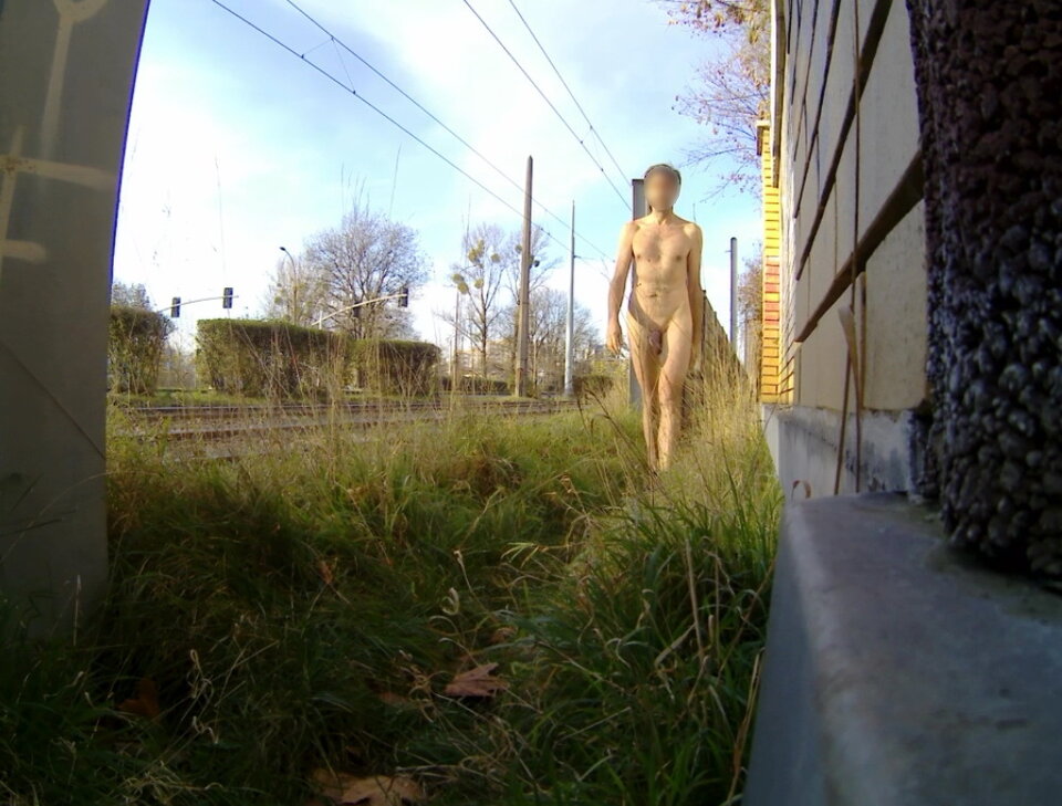 2022-11-03 (2).mp4_snapshot_00.44.372.jpg - Krzysztof_cfnm