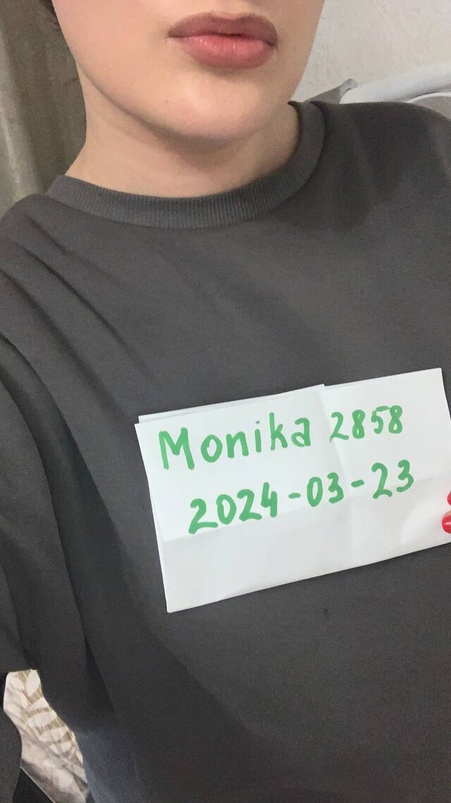Monika2858