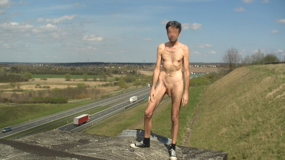 MOV007.avi_snapshot_03.25.446.jpg - Krzysztof_cfnm