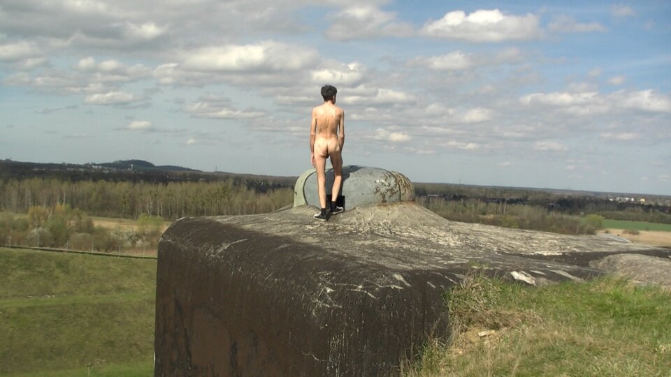 MOV007.avi_snapshot_01.29.706.jpg - Krzysztof_cfnm