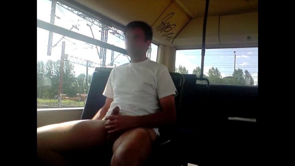 walenie konia w autobusie (5).avi_snapshot_00.19.134.jpg - Krzysztof_cfnm