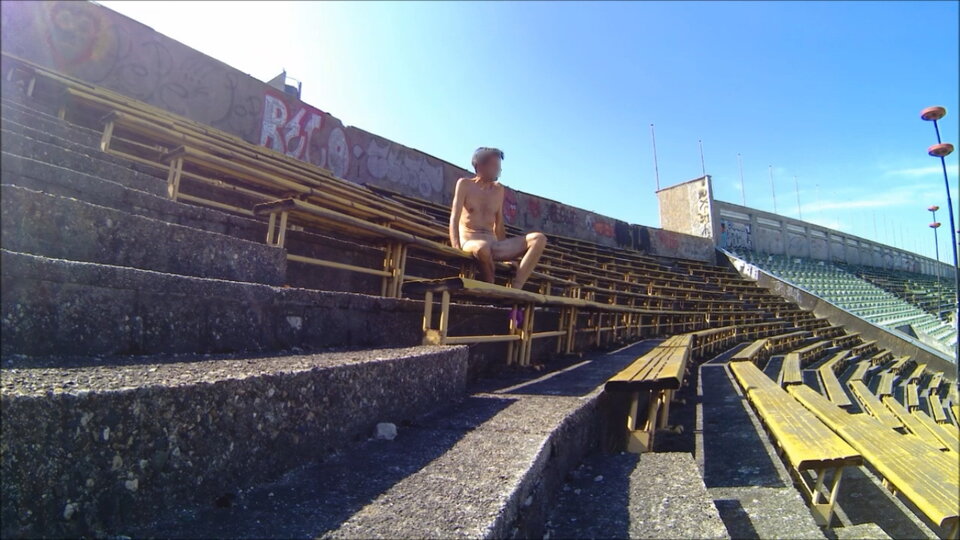 PRAGA - Strachov stadion.mp4_snapshot_00.12.175.jpg - Krzysztof_cfnm
