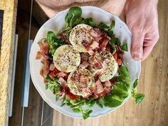 😊🍳🌶️🥓🧀