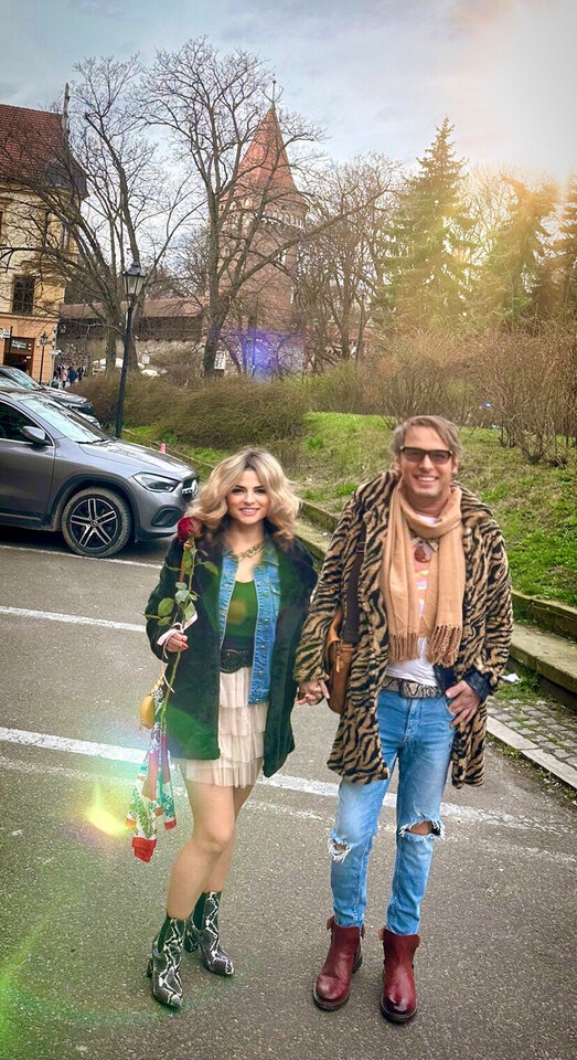 2956A528-0C65-4682-93CC-2E93CB53522D.jpeg - LadyLaura44