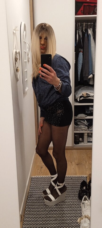 Screenshot_2024-03-30-22-41-00-423_com.miui.gallery.jpg - monis111011