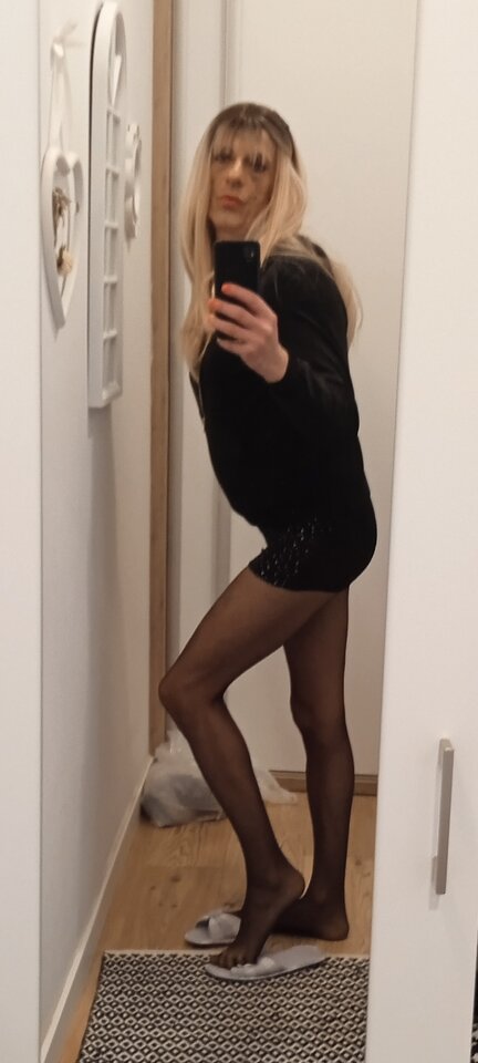 Screenshot_2024-03-31-11-44-10-954_com.miui.gallery.jpg - monis111011