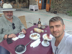 🙂🙂🇪🇸🇪🇸🍷🍷