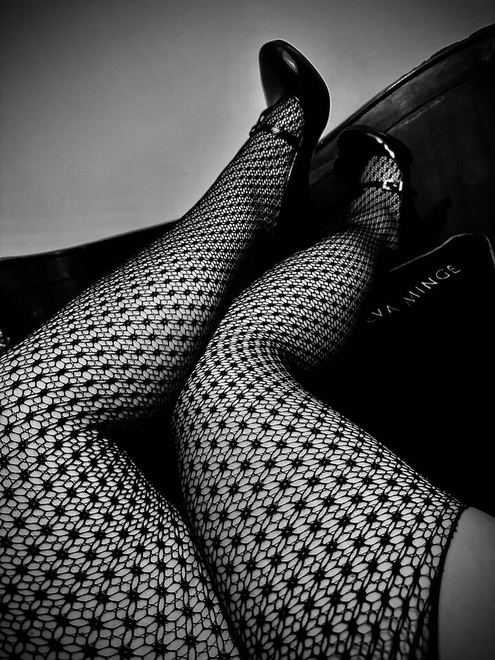 IMG_8718.jpeg - QueenOfSensuality