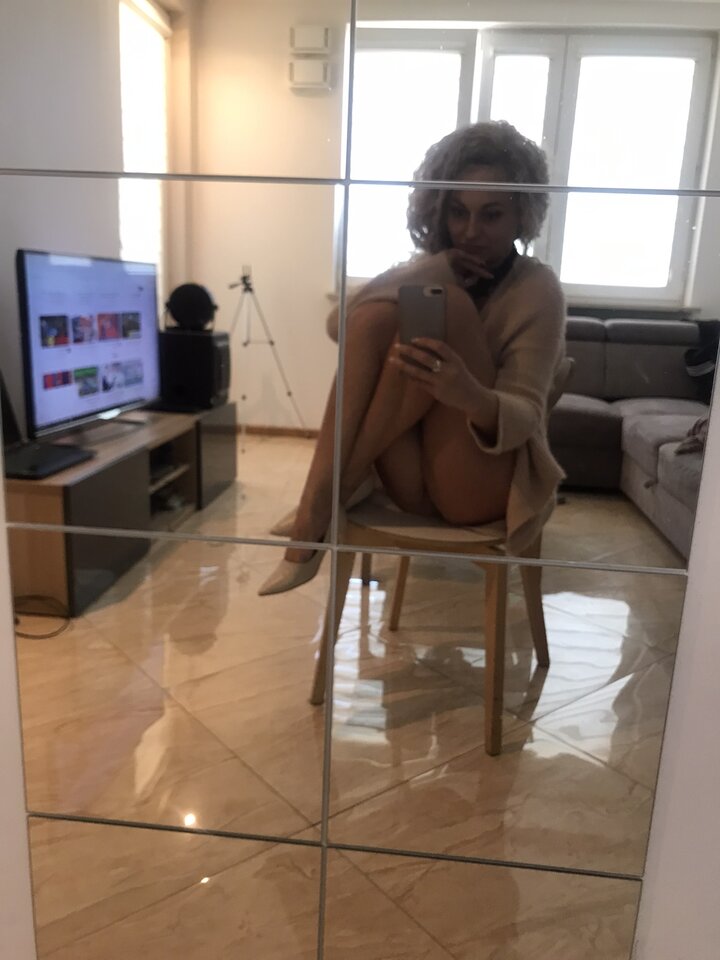 BF7028DC-C71B-411E-AEA2-3F2E72551728.jpeg - YourBlackAngel