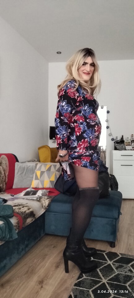 IMG_20240403_131319_TIMEBURST19.jpg - Daria54