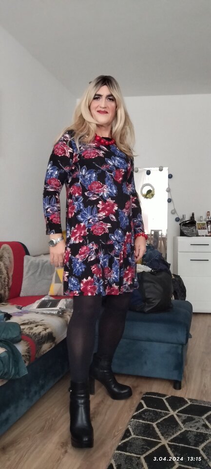 IMG_20240403_131319_TIMEBURST15.jpg - Daria54