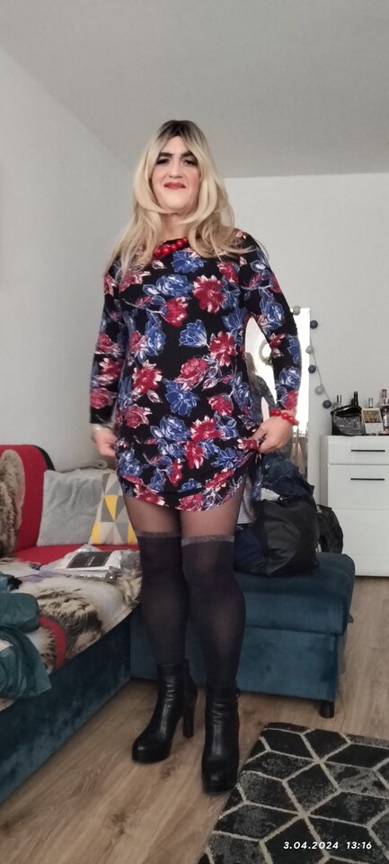 IMG_20240403_131319_TIMEBURST18.jpg - Daria54