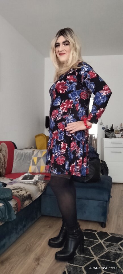 IMG_20240403_131319_TIMEBURST11.jpg - Daria54