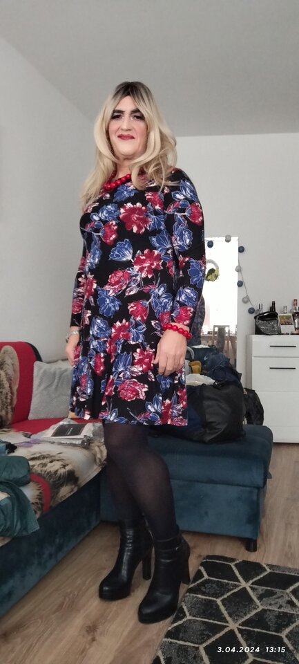 IMG_20240403_131319_TIMEBURST16.jpg - Daria54