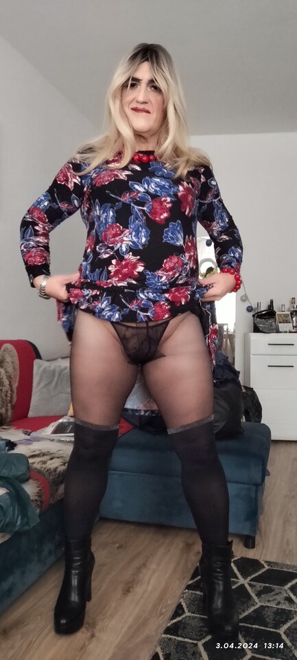 IMG_20240403_131319_TIMEBURST5.jpg - Daria54