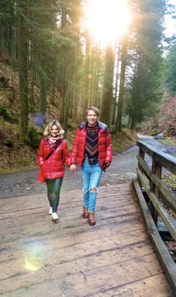 EF3A48CB-3E25-4397-B36D-FD55349BA2BD.jpeg - LadyLaura44