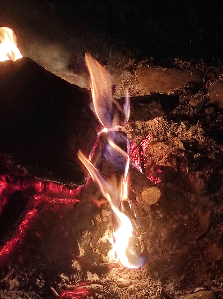 A konar płonie i dogorywa.... - kaki3024