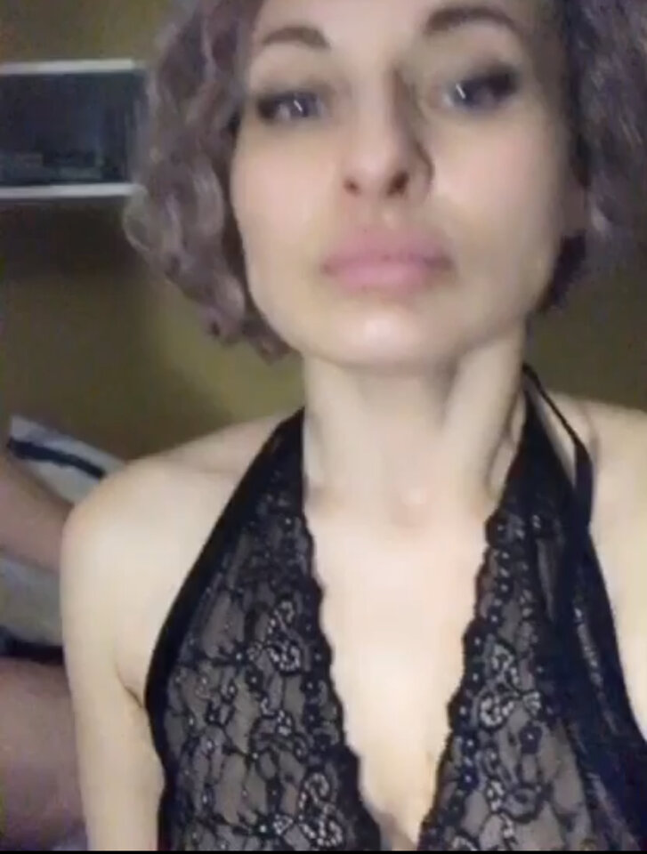 0098B393-E7F4-4AAC-A4B0-03B7E1FF8309.jpeg - YourBlackAngel