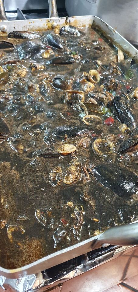 Paella negra - Adminki