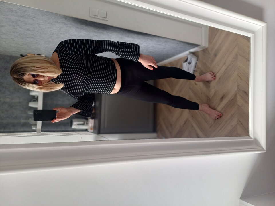 1000021585.jpg - Sara6999