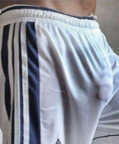 Mokry prysznic po pracy 💦💦💦