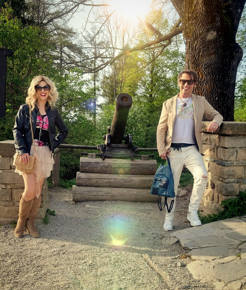 B672F16D-6231-4D8A-80E2-FCBA320788C9.jpeg - LadyLaura44