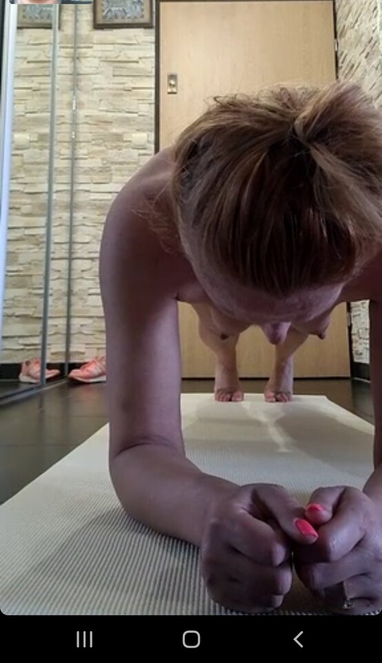 Screenshot_20240418-070604_WhatsApp.jpg - SwingersFani