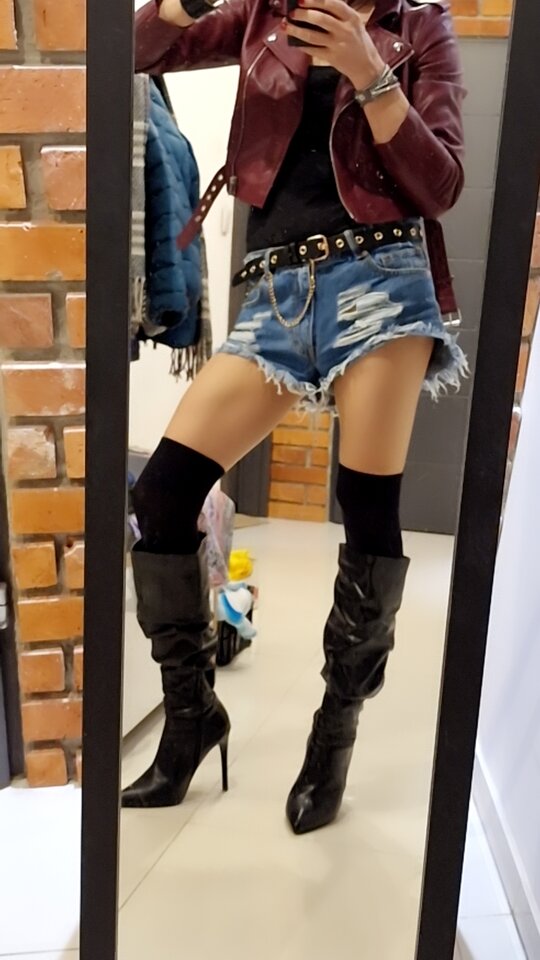 2024-01-12-23-39-45-569.jpg - Kaylafemboy