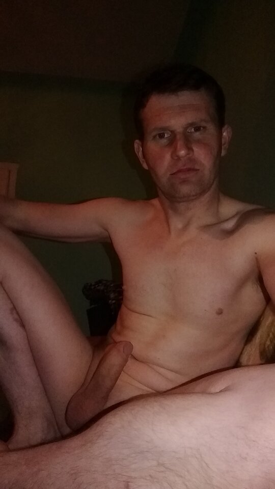 Która Pani miała by ochotę się bliżej poznać hmm? - Largo8712