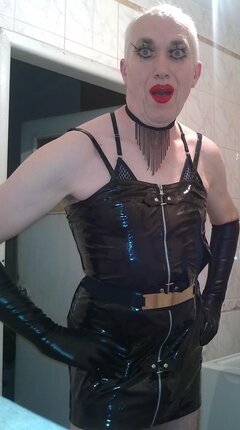 Trans.Męska.Suka przyjmie KUTASY do swoich otworków😍