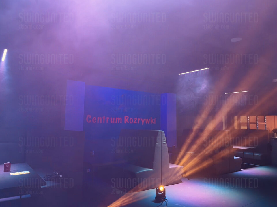 Swing United test nowego światła - SwingUnited