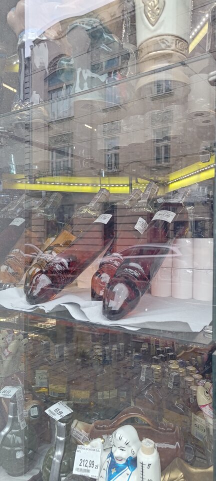 Jakiś hujowy ten alkohol - Maciek1182