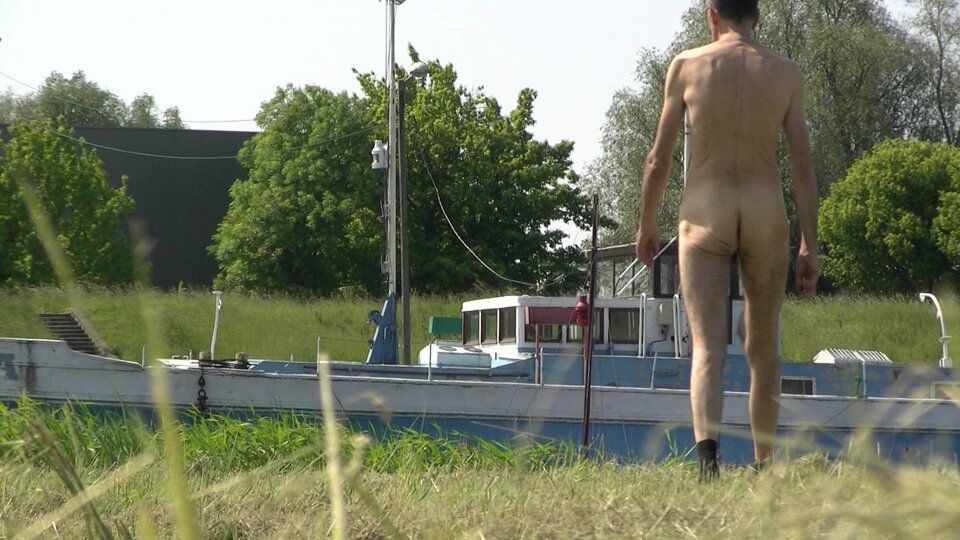 vlcsnap-2023-06-17-11h32m52s739.jpg - Krzysztof_cfnm