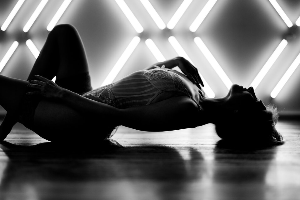 woman-6794789_1280.jpg - Partyclub