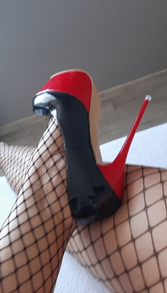 1000017646.jpg - Ona_8888