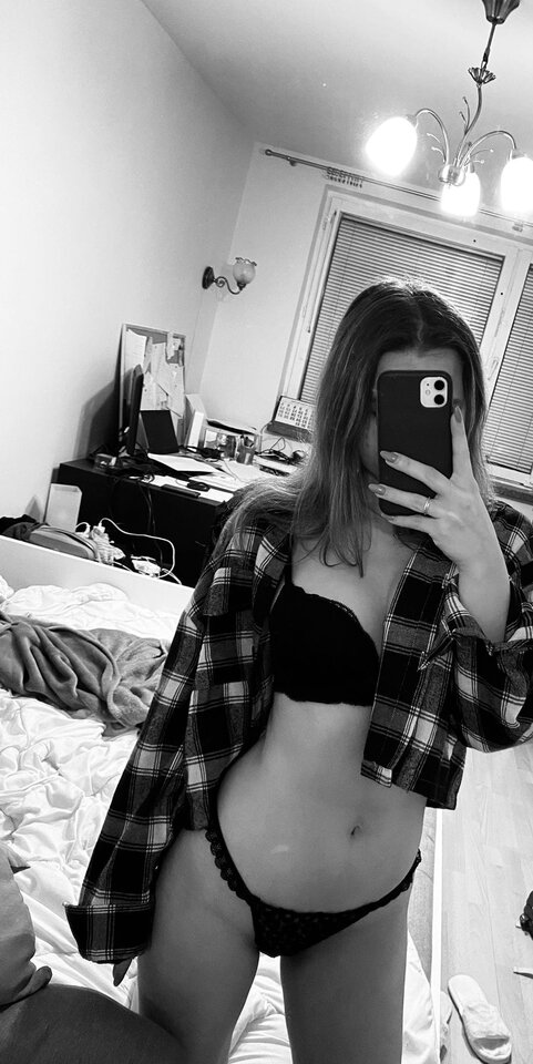 781eebf5-c074-4524-85a8-47ab0a462c3b.jpeg - MarioKarolina