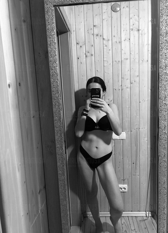 received_962342595679866.jpeg - GirlFromUSA