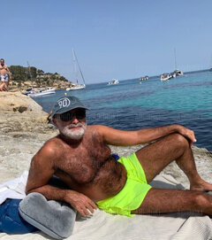 Jak wam się podoba nasz kolega?do wzięcia 