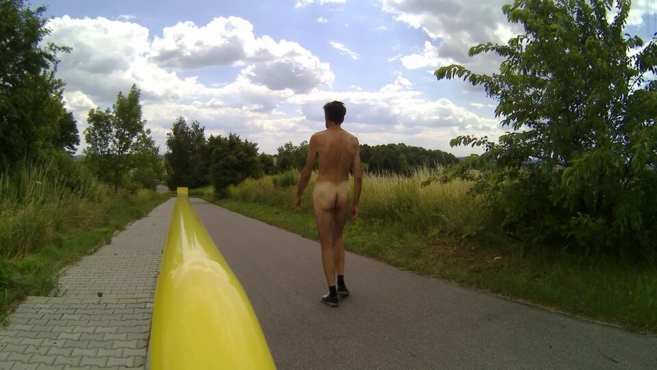 20230709_001726A.mp4_snapshot_00.09.630.jpg - Krzysztof_cfnm