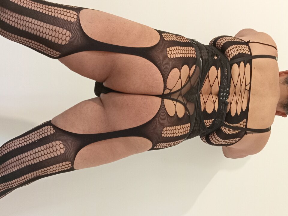 1000031455.jpg - lickemydick