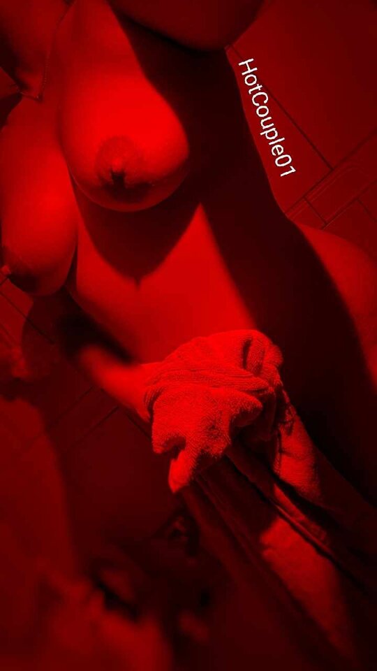 received_1422457628397758.jpeg - Hotcouple01