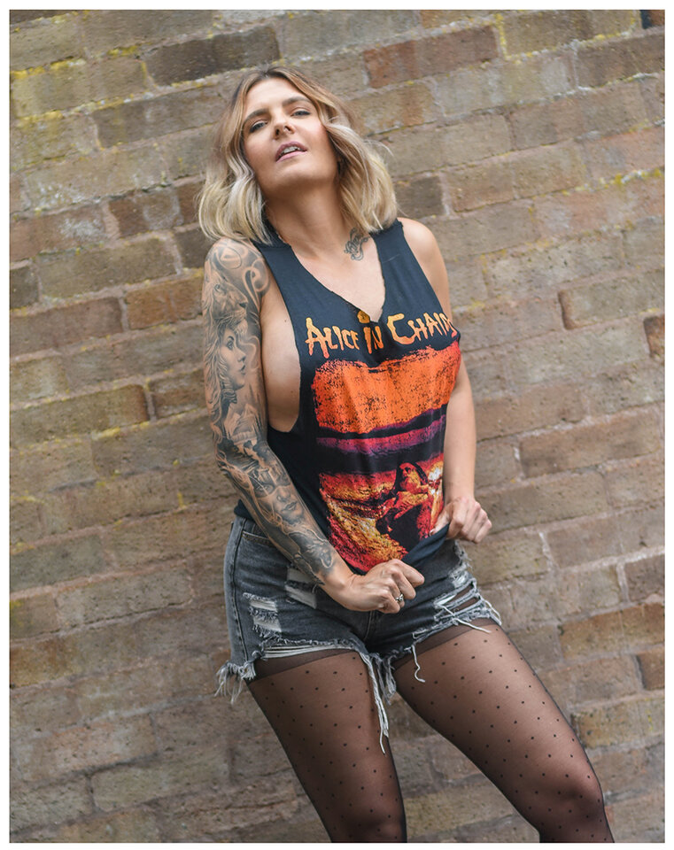 81m.jpg - metalcfcouple